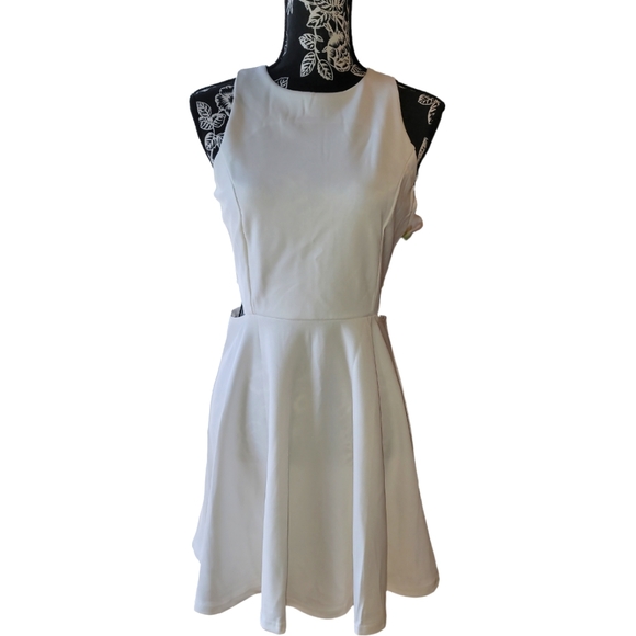 NWT BELONGSCI Womens Sleeveless Cutout A Line Cocktail Party Mini Dress sz med - Picture 4 of 9